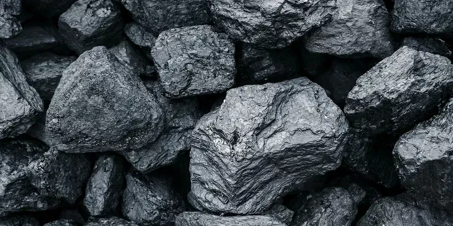 Graphite, mangan và đất hiếm gần như không có trong lòng đất Mỹ. (Nguồn: iStock)