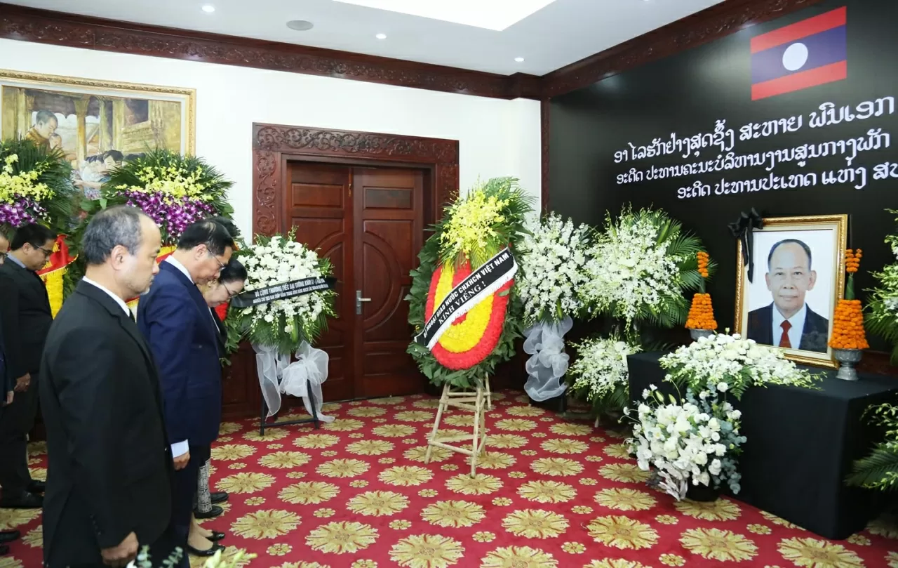 Đồng chí Khamtay Siphandone mất đi để lại niềm tiếc thương vô hạn đối với Đảng, Nhà nước, Nhân dân Lào, gia quyến và bạn bè quốc tế. (Ảnh:Thành Long)