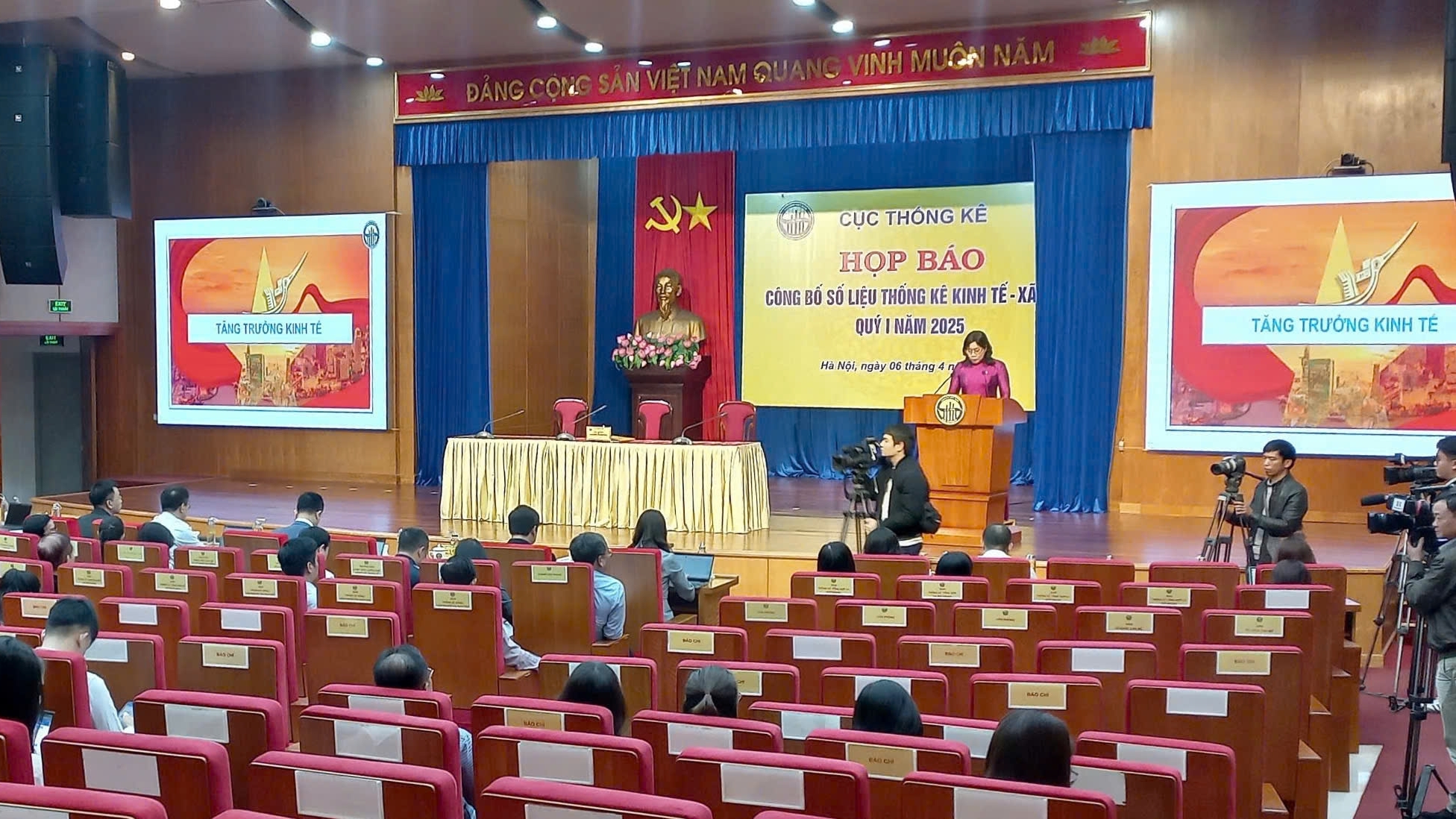 Kinh tế Việt Nam quý I/2025 ước tăng 6,93%, vượt mục tiêu đề ra tại Nghị quyết 01