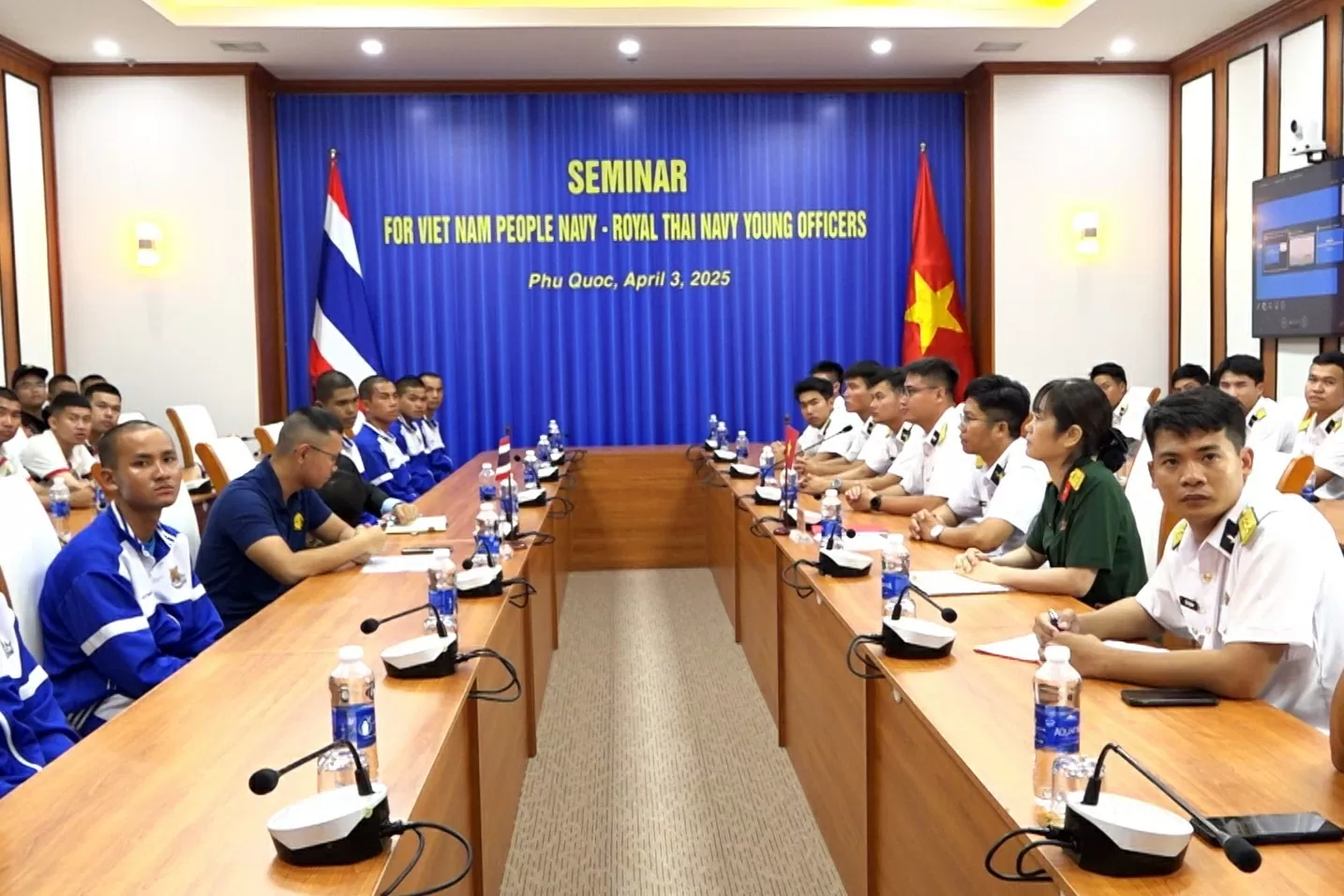 Tàu Hải quân Hoàng gia Thái Lan thăm Việt Nam Tàu Hải quân Hoàng gia Thái Lan thăm Việt Nam