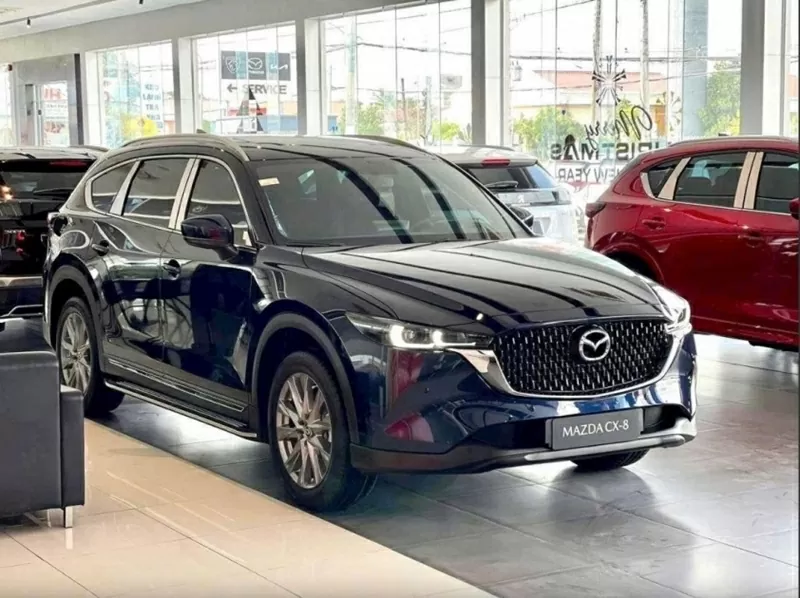 Mazda CX-8 – mẫu SUV 7 chỗ cỡ lớn hiện đang được giảm từ 44–46 triệu đồng tùy phiên bản