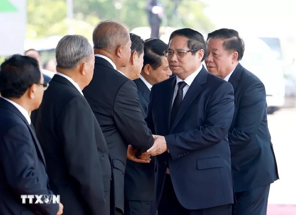 Thủ tướng Phạm Minh Chính viếng nguyên Chủ tịch Đảng NDCM Lào, nguyên Chủ tịch nước Lào Khamtay Siphandone Thủ tướng Phạm Minh Chính viếng nguyên Chủ tịch Đảng NDCM Lào, nguyên Chủ tịch nước Lào Khamtay Siphandone