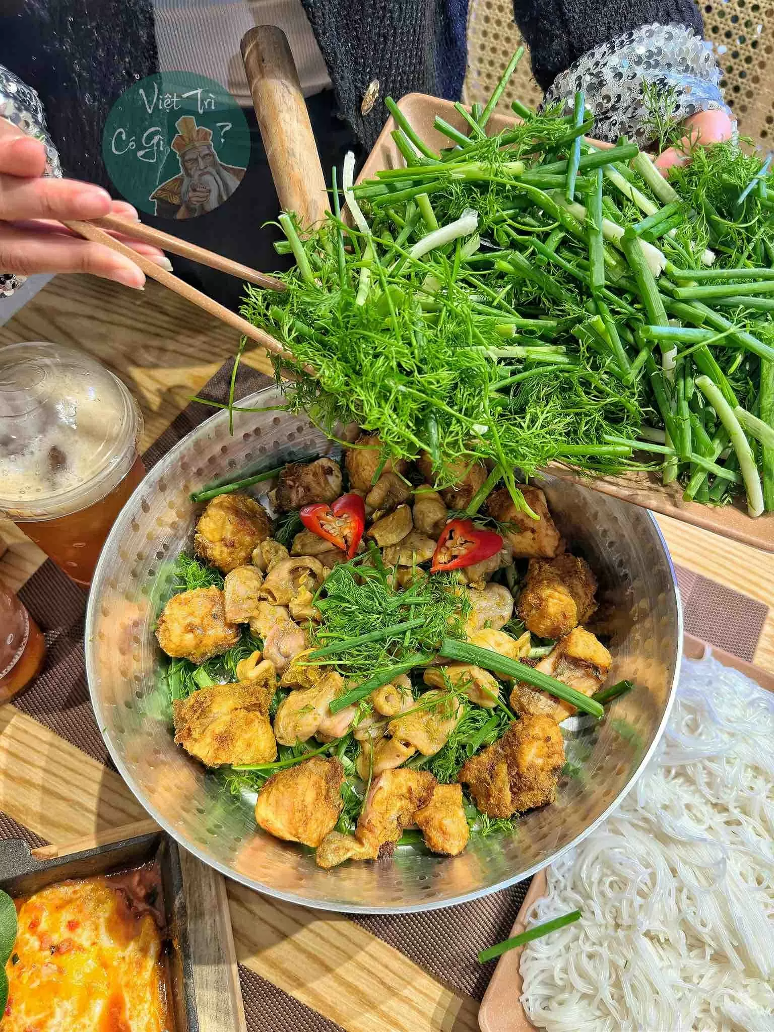 Món cá lăng hấp dẫn thực khách. Ảnh: Việt Trì Có Gì