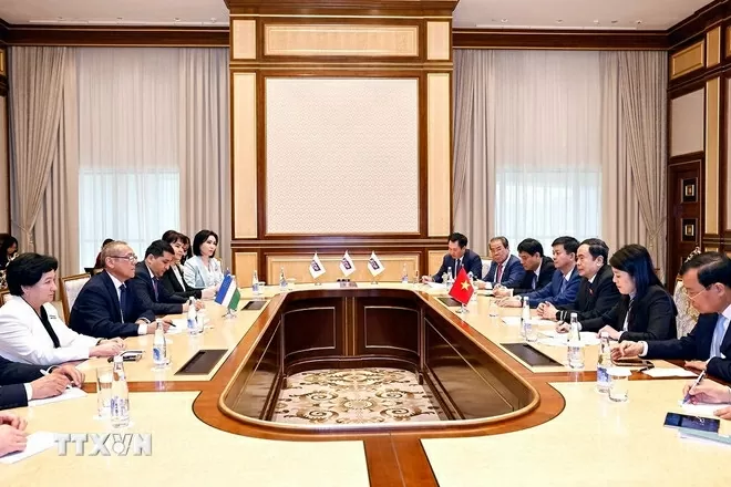 Chủ tịch Quốc hội Trần Thanh Mẫn tiếp Chủ tịch Đảng Dân chủ Nhân dân Uzbekistan