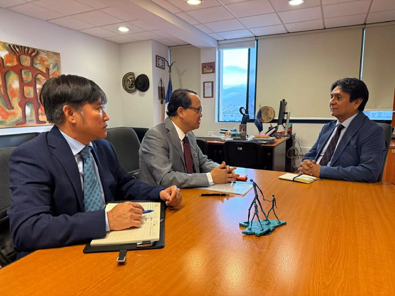 Đại sứ Nguyễn Việt Cường: Như hai người bạn chung ước mơ, Việt Nam và Chile 'gieo hạt' vì tương lai xanh Đại sứ Nguyễn Việt Cường: Như hai người bạn chung ước mơ, Việt Nam và Chile 'gieo hạt' vì tương lai xanh