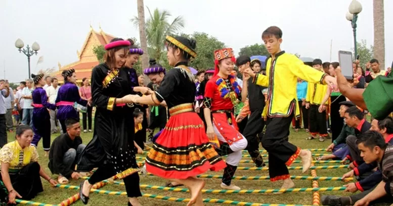Hợp tác quốc tế trong phát triển văn hóa