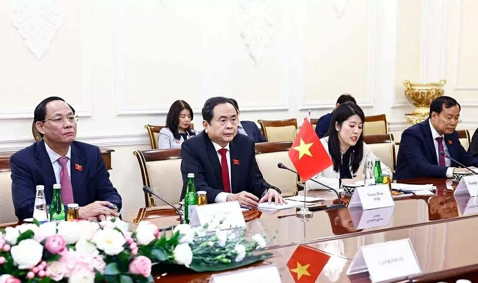 Việt Nam coi trọng và mong muốn cùng Uzbekistan thúc đẩy hợp tác trên mọi lĩnh vực Việt Nam coi trọng và mong muốn cùng Uzbekistan thúc đẩy hợp tác trên mọi lĩnh vực