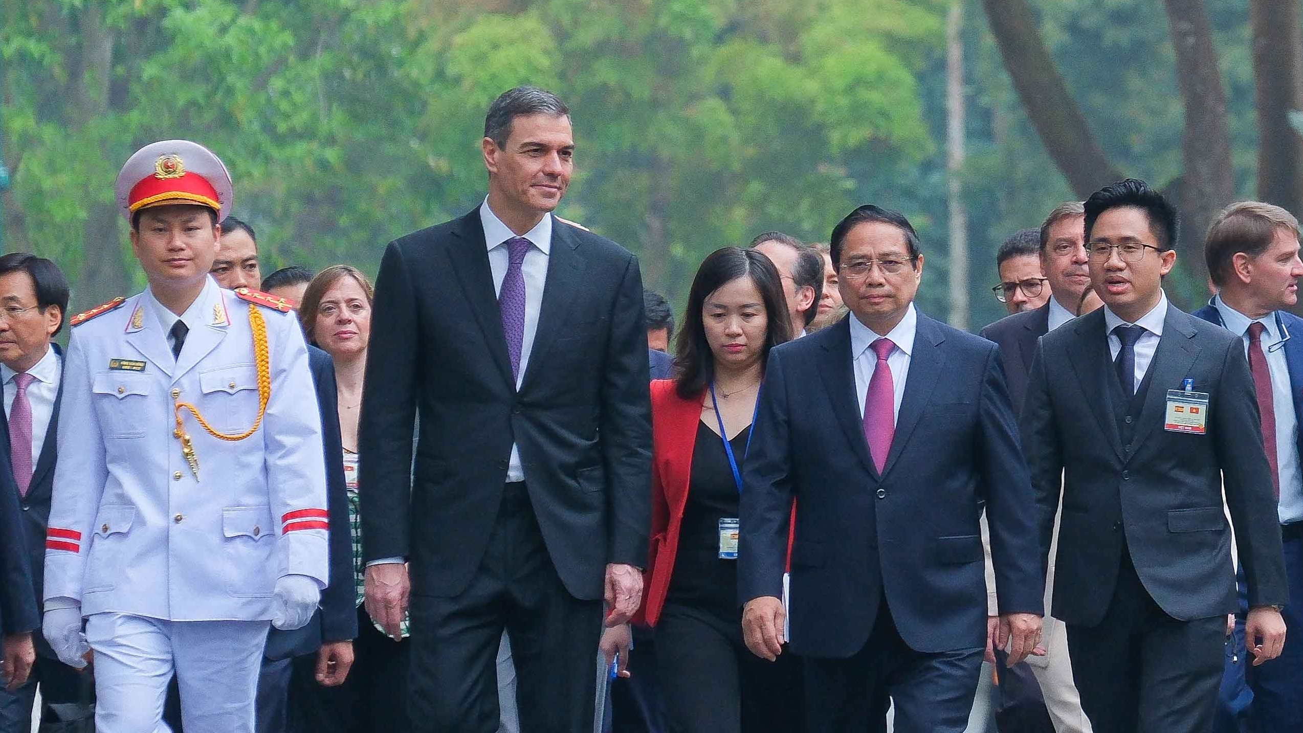 le don chinh thuc thu tuong tay ban nha pedro sanchez