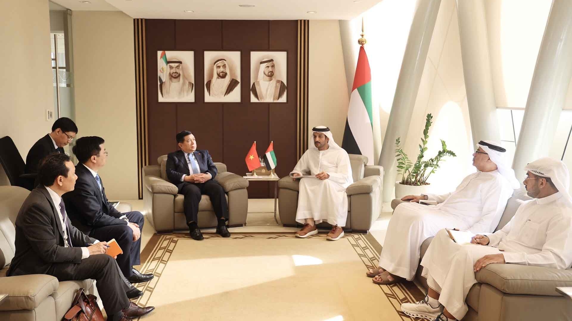Việt Nam coi trọng quan hệ với UAE, mong muốn tạo đột phá cho hợp tác kinh tế, đầu tư