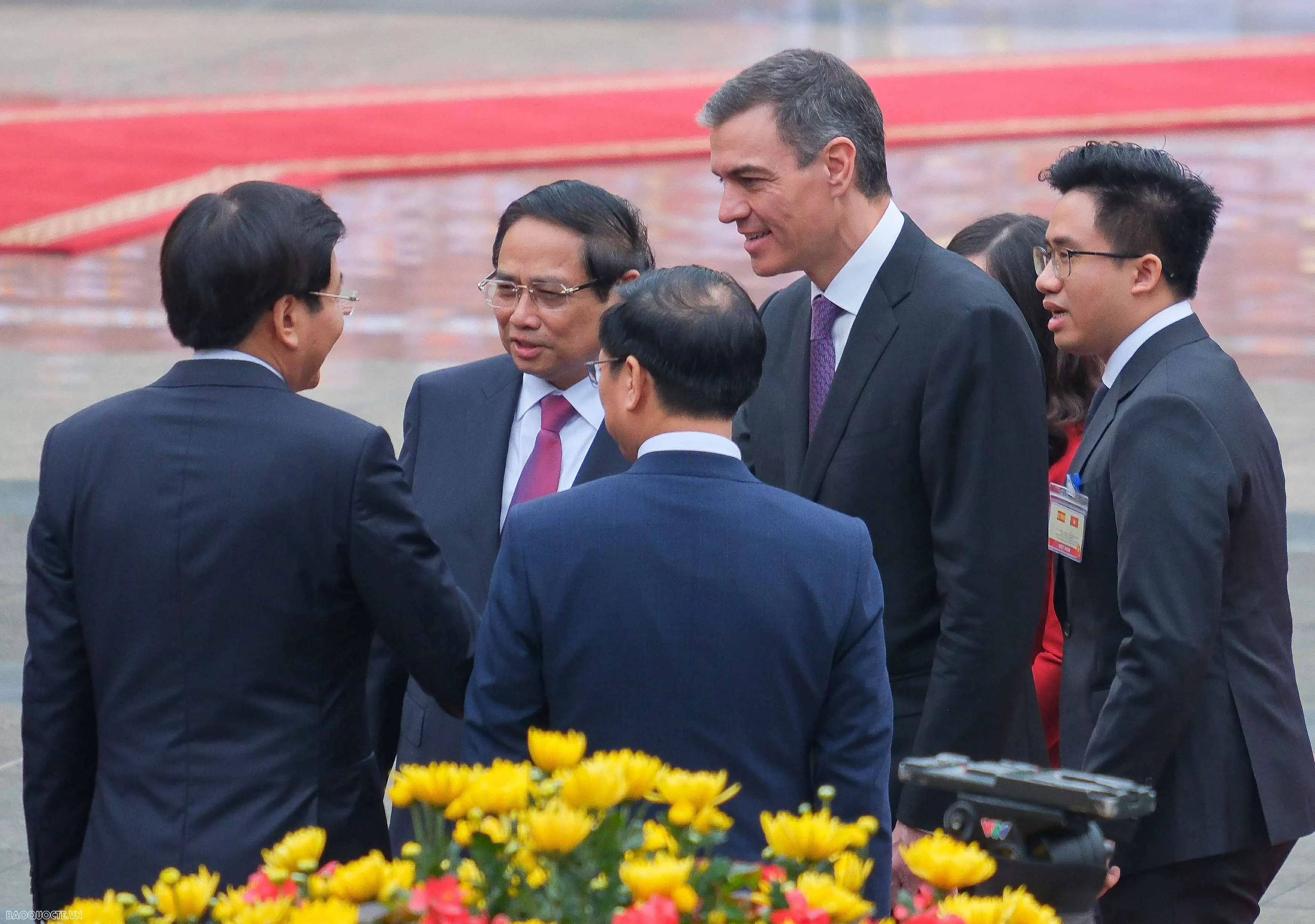 Lễ đón chính thức Thủ tướng Tây Ban Nha Pedro Sánchez