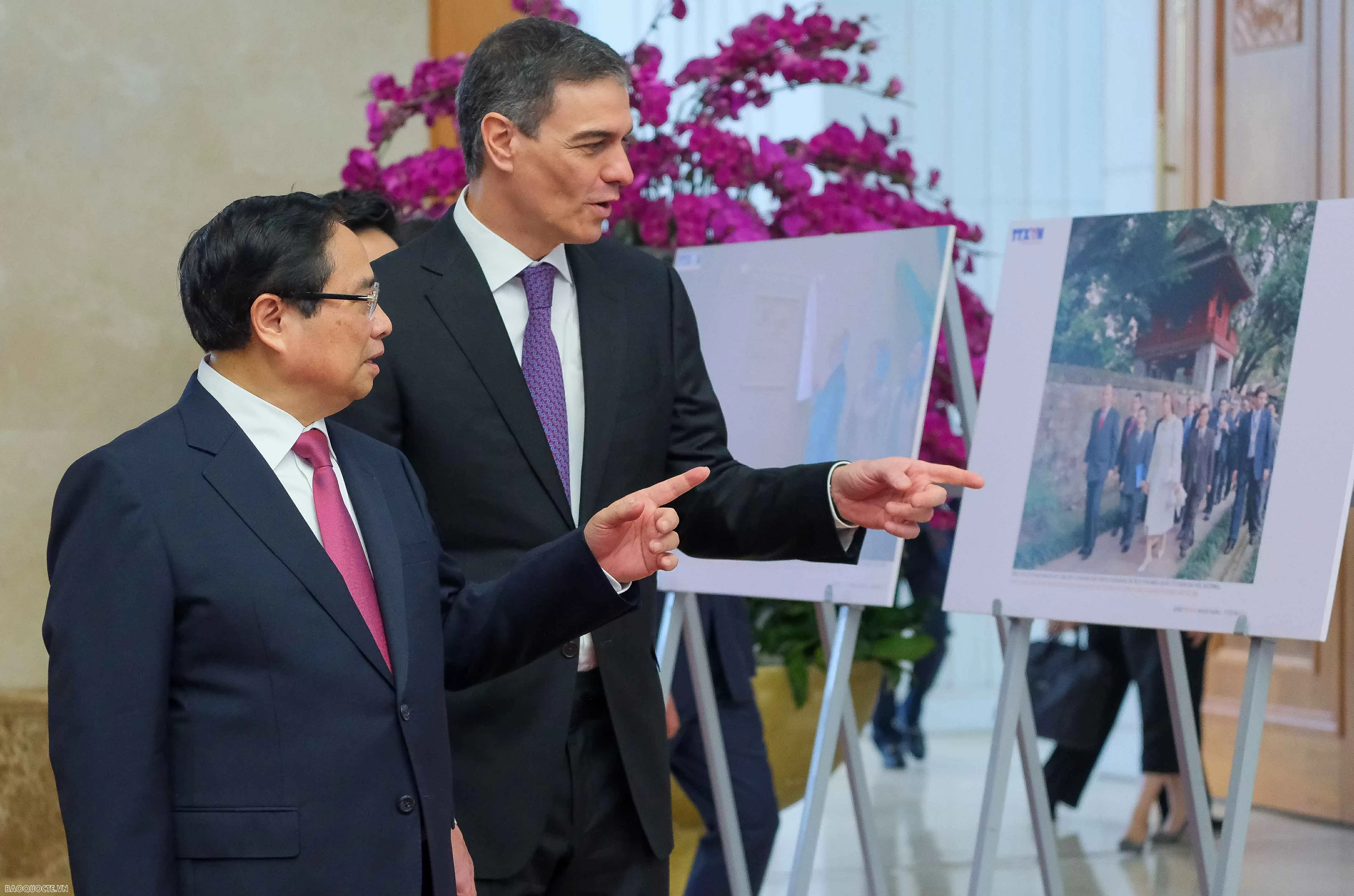 Lễ đón chính thức Thủ tướng Tây Ban Nha Pedro Sánchez