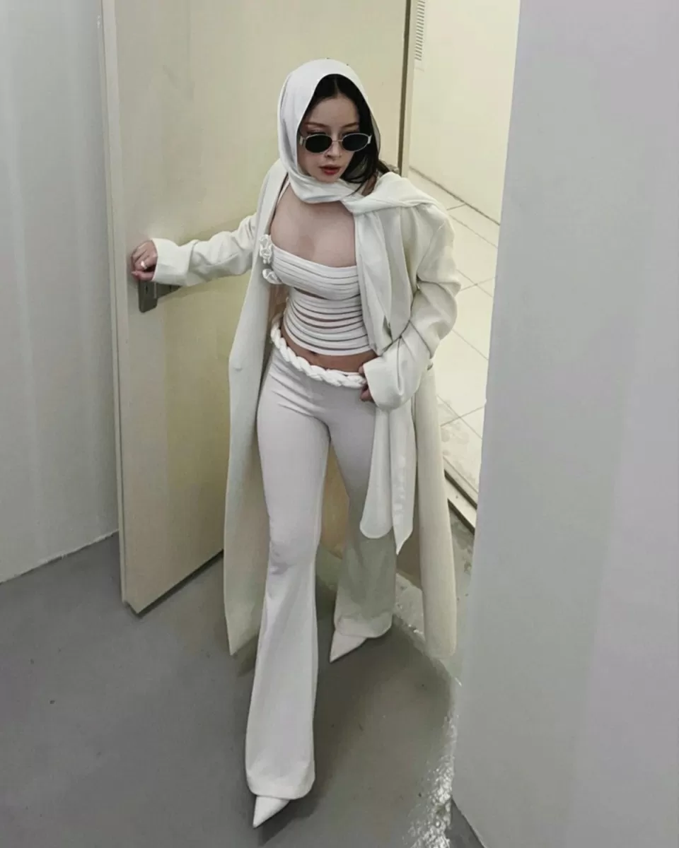 Chi Pu lên đồ thời trang phong cách mới