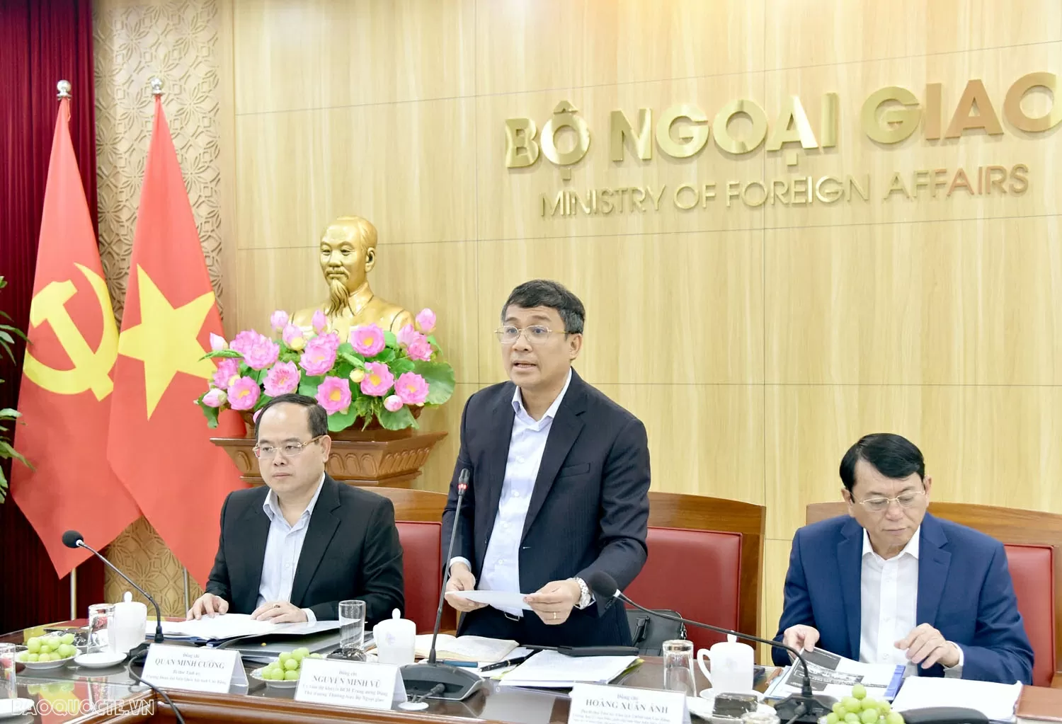 Bộ Ngoại giao và tỉnh Cao Bằng tổ chức Hội nghị đẩy mạnh triển khai Hiệp định hợp tác bảo vệ và khai thác tài nguyên du lịch thác Bản Giốc-Đức Thiên Bộ Ngoại giao và tỉnh Cao Bằng tổ chức Hội nghị đẩy mạnh triển khai Hiệp định hợp tác bảo vệ và khai thác tài nguyên du lịch thác Bản Giốc - Đức Thiên