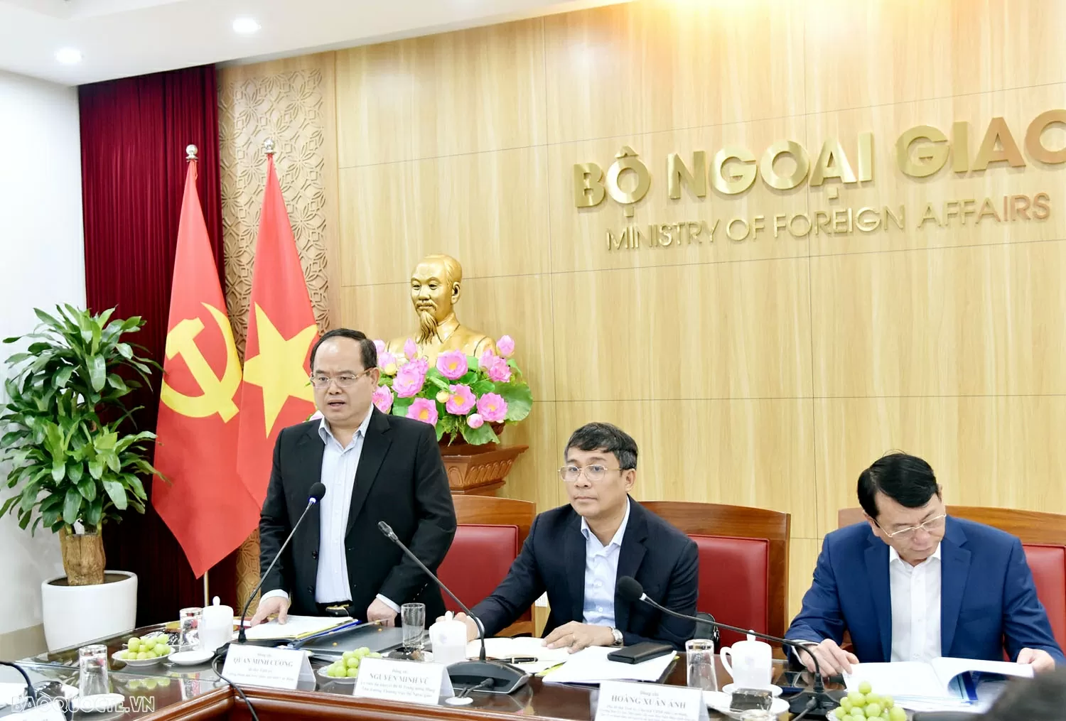 Bộ Ngoại giao và tỉnh Cao Bằng tổ chức Hội nghị đẩy mạnh triển khai Hiệp định hợp tác bảo vệ và khai thác tài nguyên du lịch thác Bản Giốc-Đức Thiên Bộ Ngoại giao và tỉnh Cao Bằng tổ chức Hội nghị đẩy mạnh triển khai Hiệp định hợp tác bảo vệ và khai thác tài nguyên du lịch thác Bản Giốc - Đức Thiên