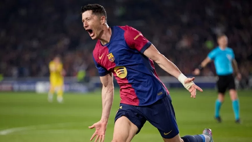 Ghi bàn như máy, tiền đạo Lewandowski lập kỷ lục