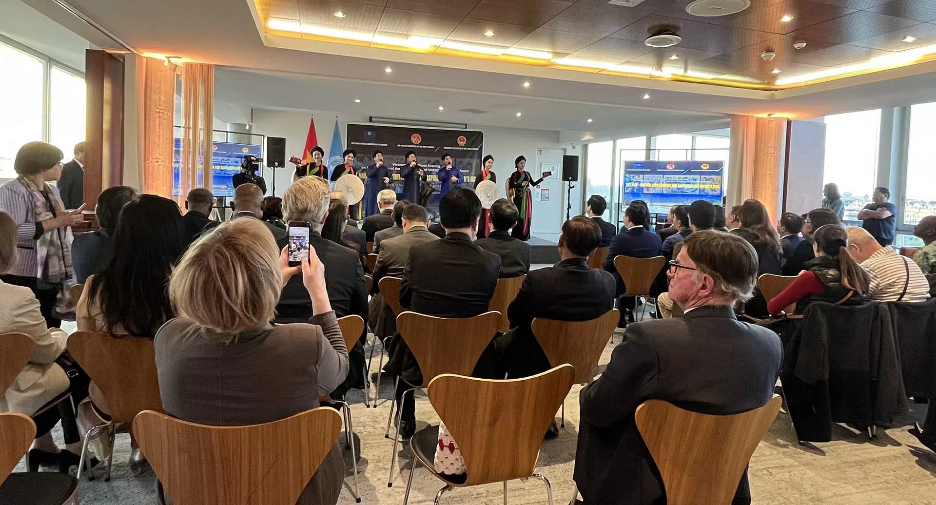 Tinh hoa văn hóa Việt Nam tỏa sáng tại trụ sở UNESCO ở Paris