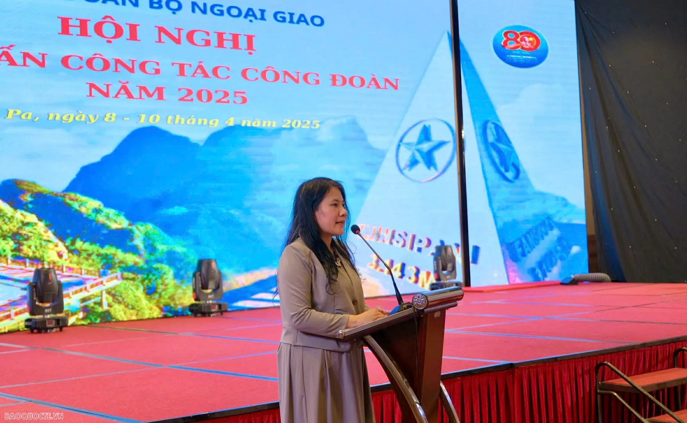 Bà Đỗ Ngọc Thuỷ, Chủ tịch Công đoàn Bộ Ngoại giao, Công đoàn Bộ Ngoại giao luôn xác định vai trò quan trọng trong đồng hành, chăm lo đời sống vật chất và tinh thần cho cán bộ, công chức, viên chức và người lao động trong toàn ngành. (Ảnh: Ngọc Anh) Bà Đỗ Ngọc Thuỷ, Chủ tịch Công đoàn Bộ Ngoại giao, Công đoàn Bộ Ngoại giao luôn xác định vai trò quan trọng trong đồng hành, chăm lo đời sống vật chất và tinh thần cho cán bộ, công chức, viên chức và người lao động trong toàn ngành. (Ảnh: Ngọc Anh)