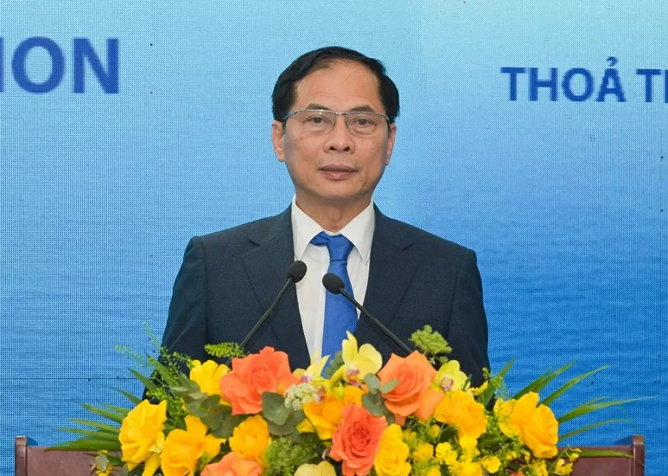 Phó Thủ tướng, Bộ trưởng Bộ Ngoại giao Bùi Thanh Sơn khẳng định, hợp tác giữa Petrovietnam và Petronas trong việc khai thác tài nguyên là mẫu mực trên tinh thần tôn trọng, hiểu biết lẫn nhau và cùng có lợi giữa hai quốc gia. (Nguồn: PVN)
