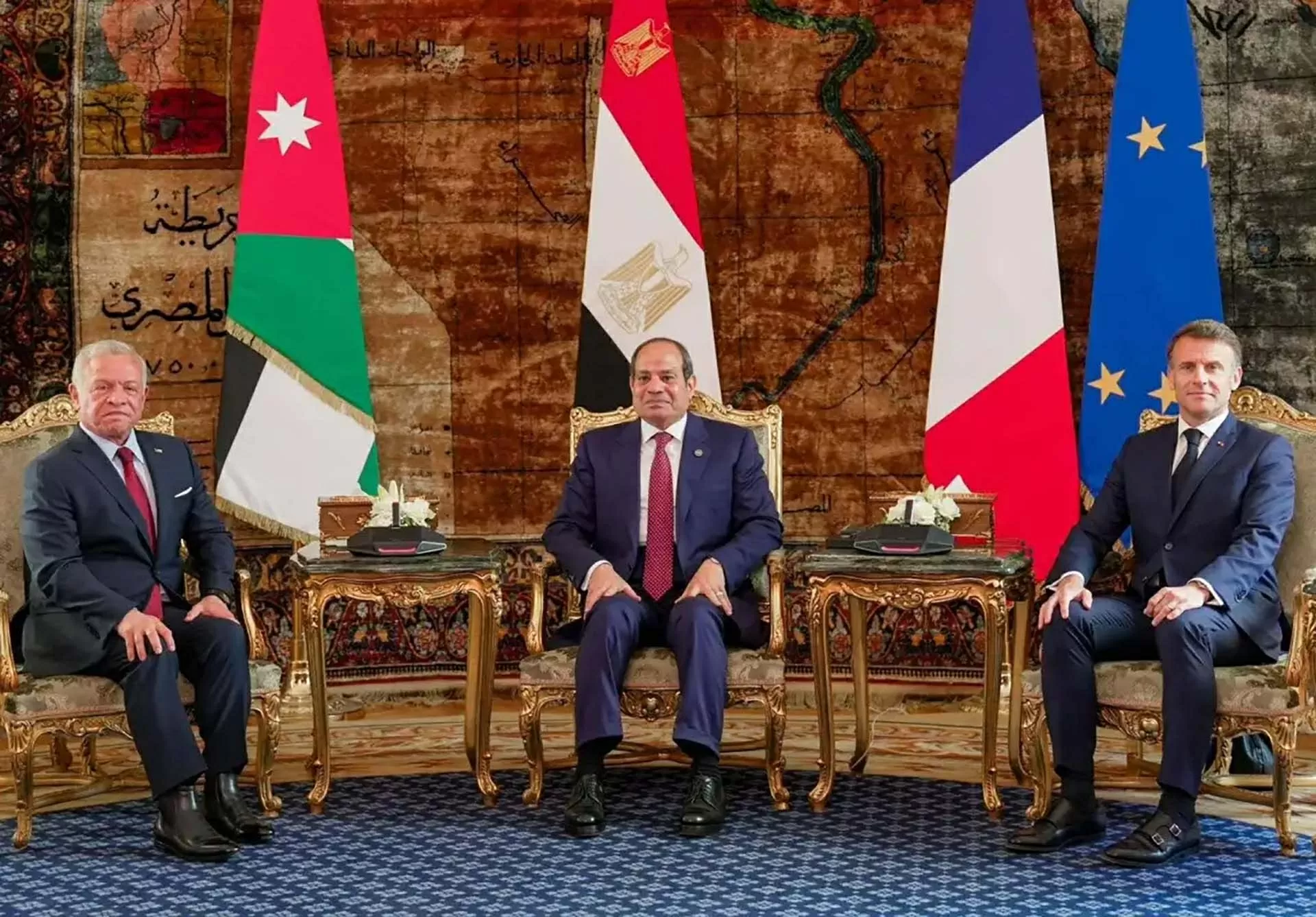 Thắt chặt song phương, thúc đẩy hòa bình