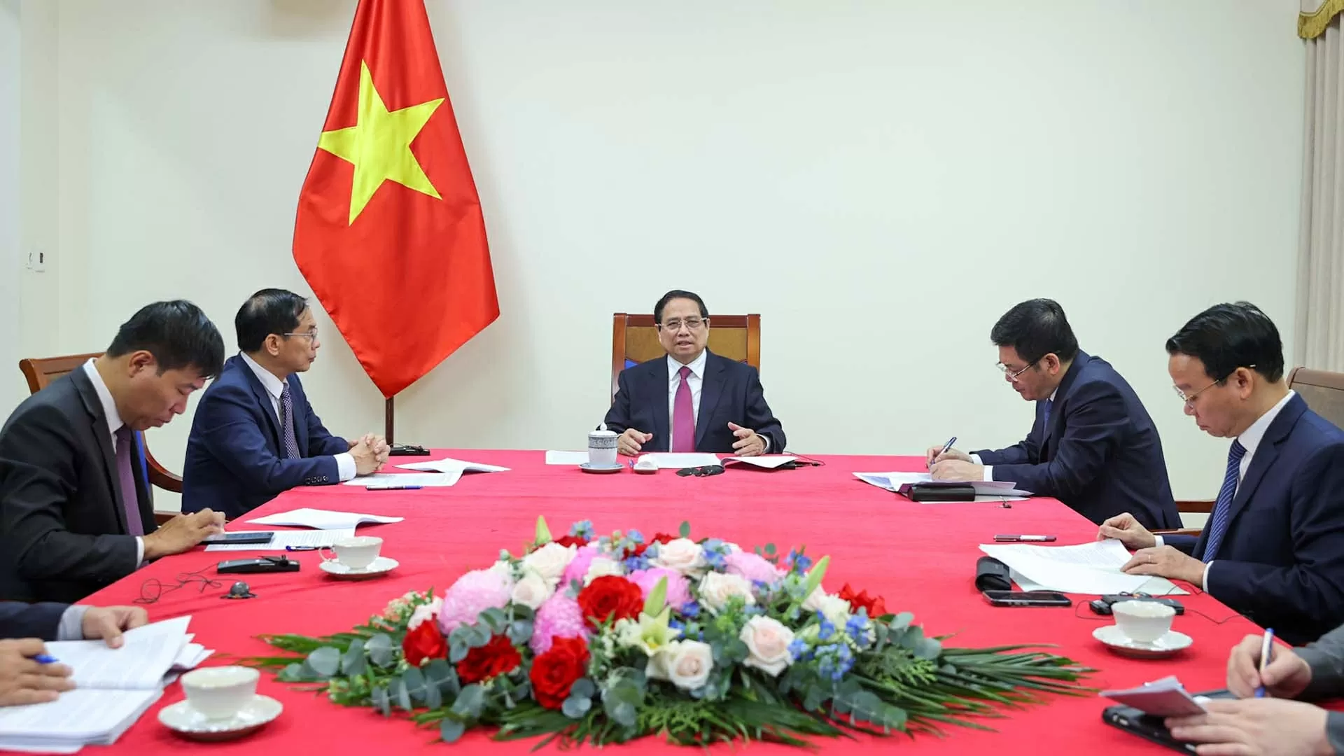 Thủ tướng Phạm Minh Chính điện đàm với Thủ tướng New Zealand Christopher Luxon