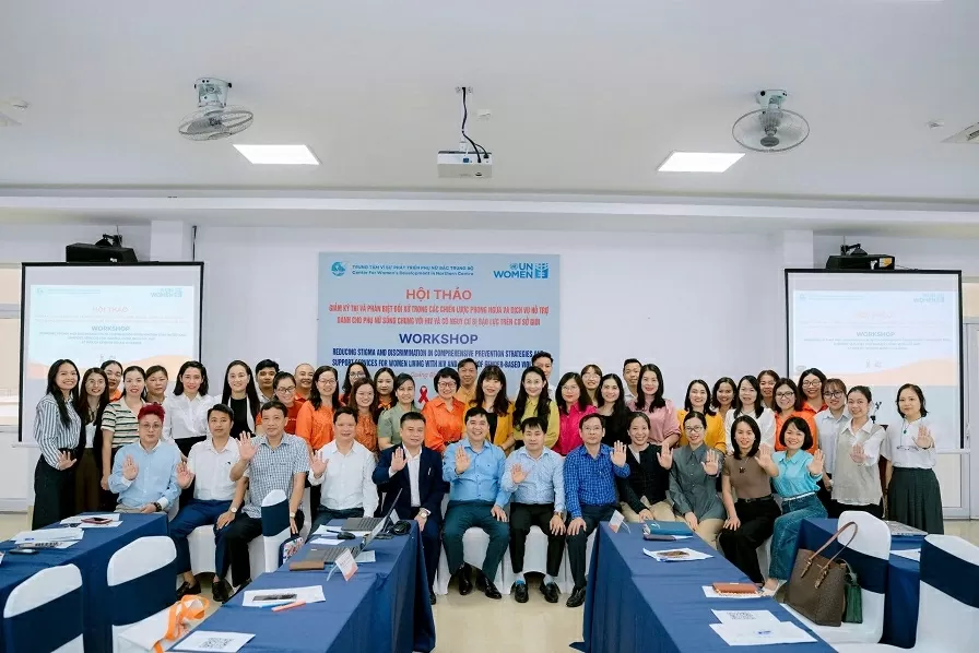 Bạo lực giới