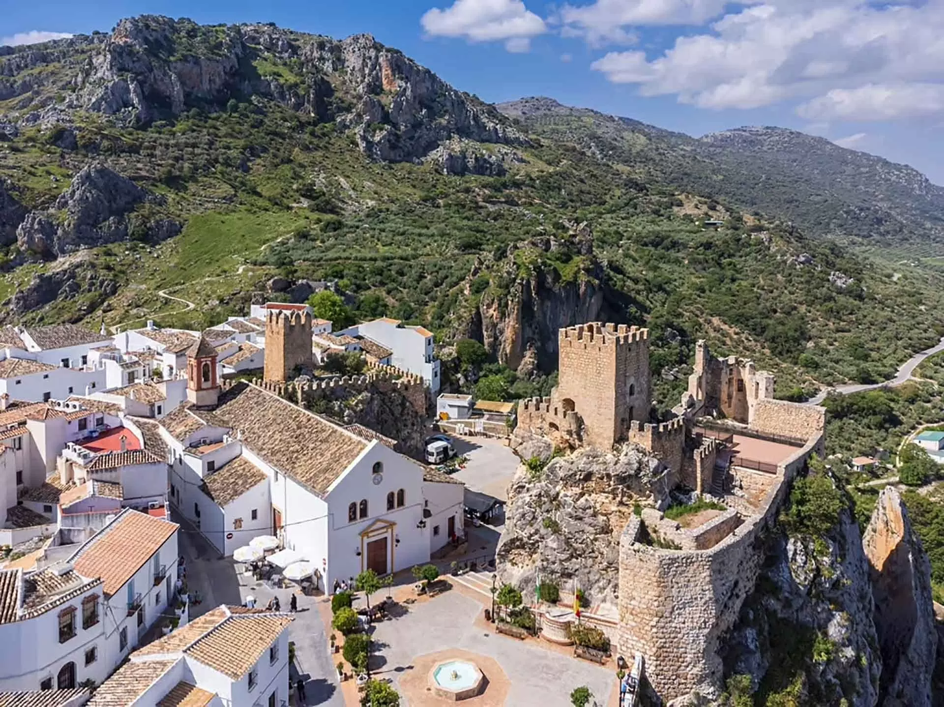 Giao lộ thiên nhiên và văn hóa