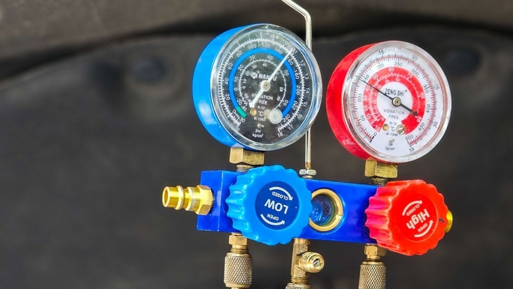 Có thể tự làm 3 việc nhỏ với hệ thống điều hoà để xe ô tô mát lạnh, thơm tho