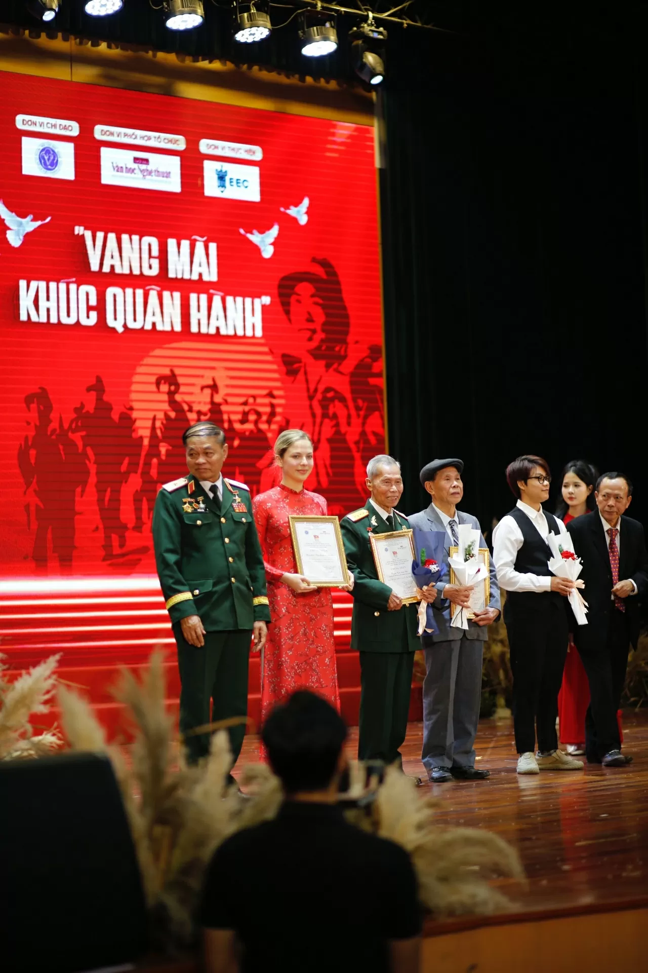 Cô gái Nga và hành trình tìm thấy quê hương thứ hai tại Việt Nam Cô gái Nga và hành trình tìm thấy quê hương thứ hai tại Việt Nam