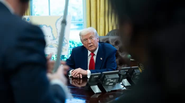 Chuẩn bị đàm phán thương mại với Nhật Bản, Tổng thống Mỹ Donald Trump lộ chiêu bài 'mặc cả'