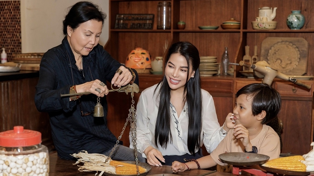 Dàn diễn viên phim 'Chrysalis - Chiếc kén' tăng tốc tập luyện cho những cảnh quay chính