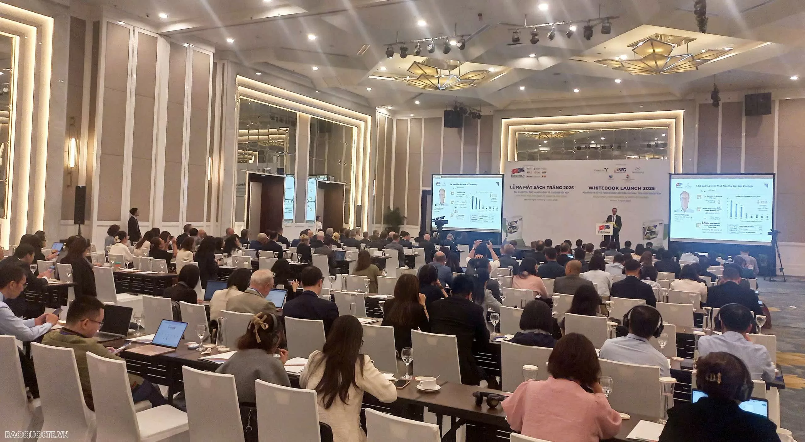 Toàn cảnh Lễ ra mắt Sách Trắng 2025. (Ảnh: Mai Phương) Toàn cảnh Lễ ra mắt Sách Trắng 2025. (Ảnh: Mai Phương)