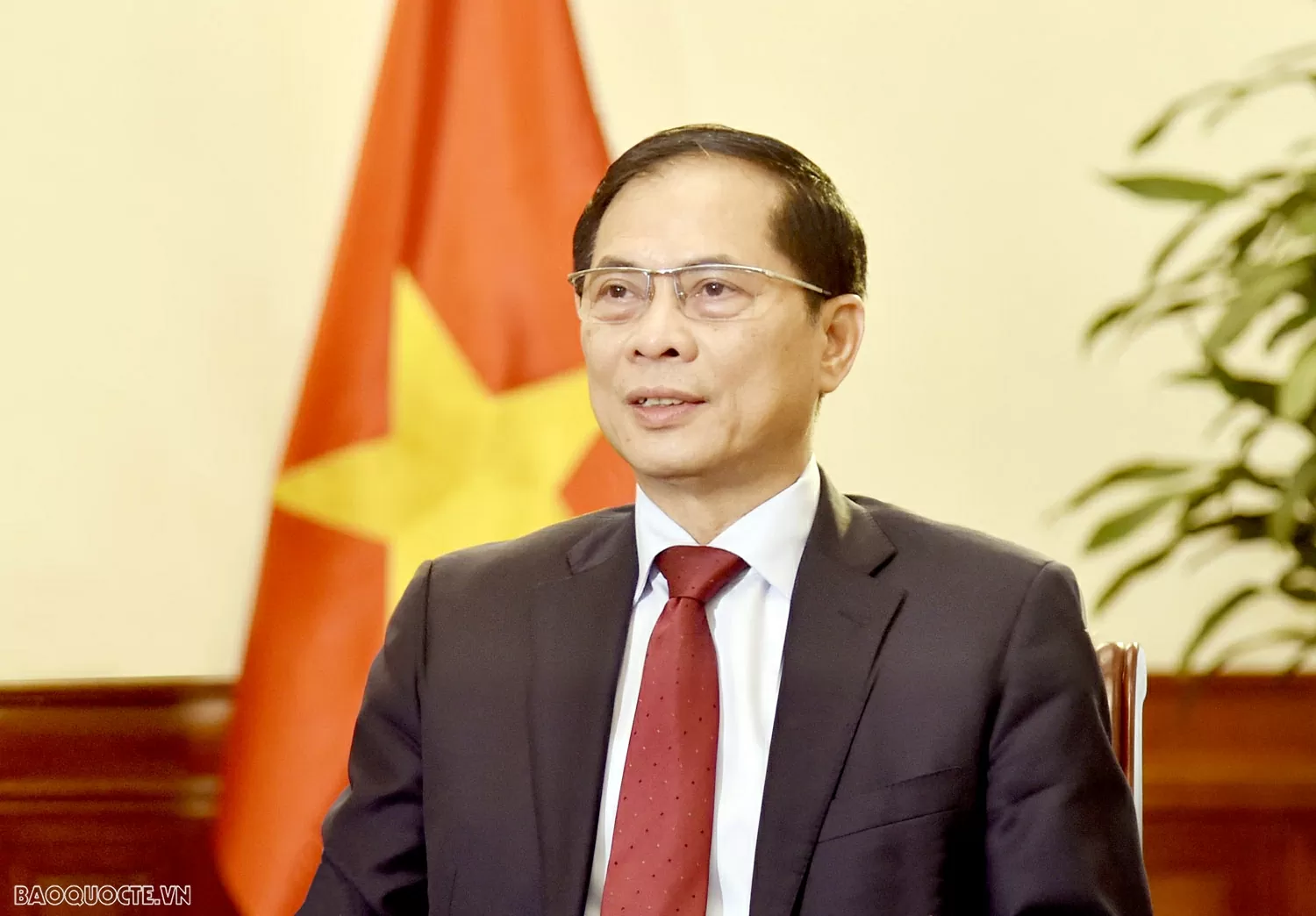 Phó Thủ tướng, Bộ trưởng Ngoại giao Bùi Thanh Sơn trả lời báo chí Việt Nam Chuyến thăm tạo mốc son mới cho quan hệ láng giềng hữu nghị, Đối tác hợp tác chiến lược toàn diện Việt Nam-Trung Quốc