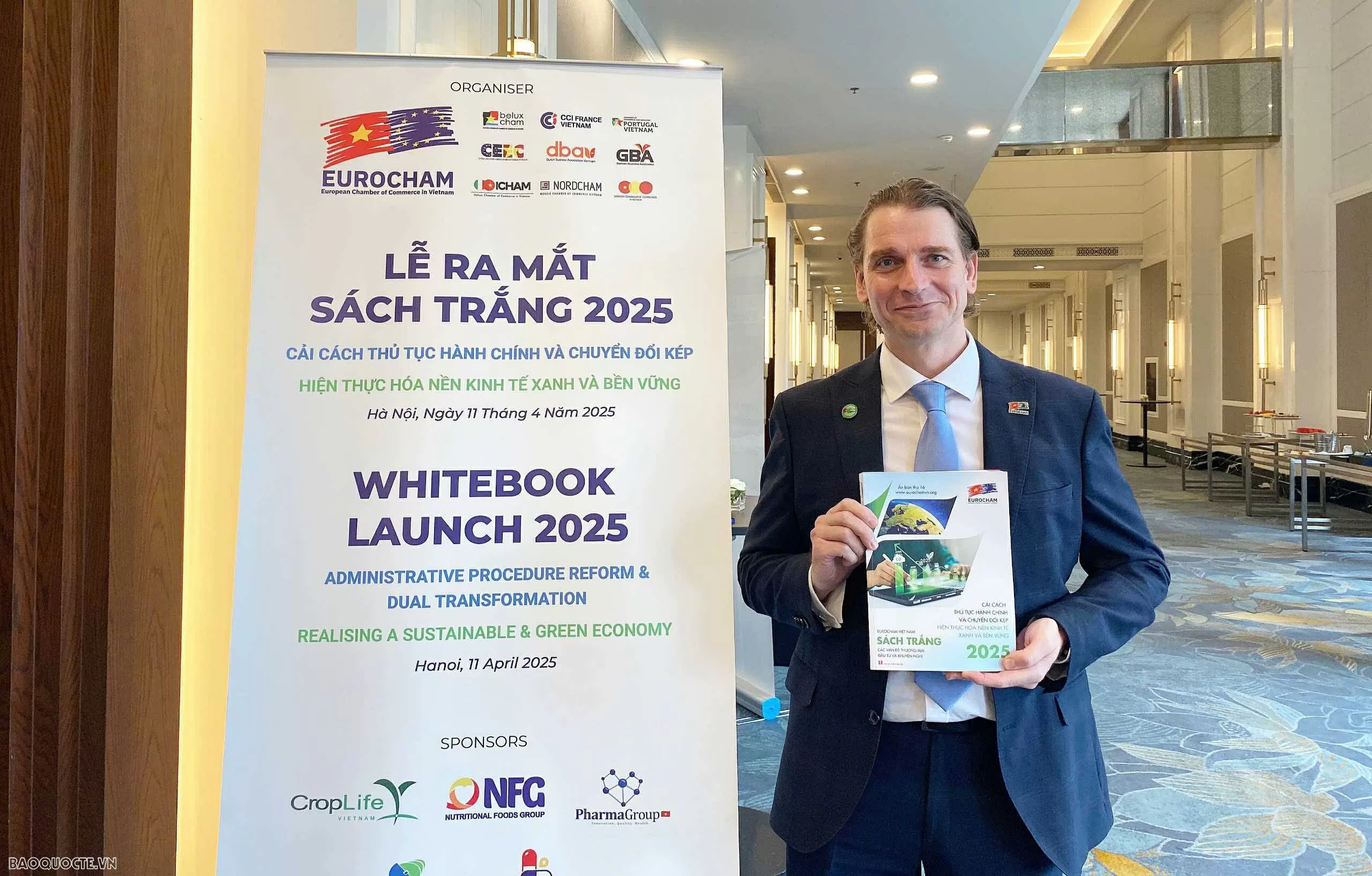 Ông Stuart Livesey, đồng Chủ tịch Ủy ban Tăng trưởng xanh, thành viên Hội đồng quản trị EuroCham nhấn mạnh tầm quan trọng của đối thoại trong mối quan hệ giữa chính phủ Việt Nam và các doanh nghiệp châu Âu. (Ảnh: Phương Mai)