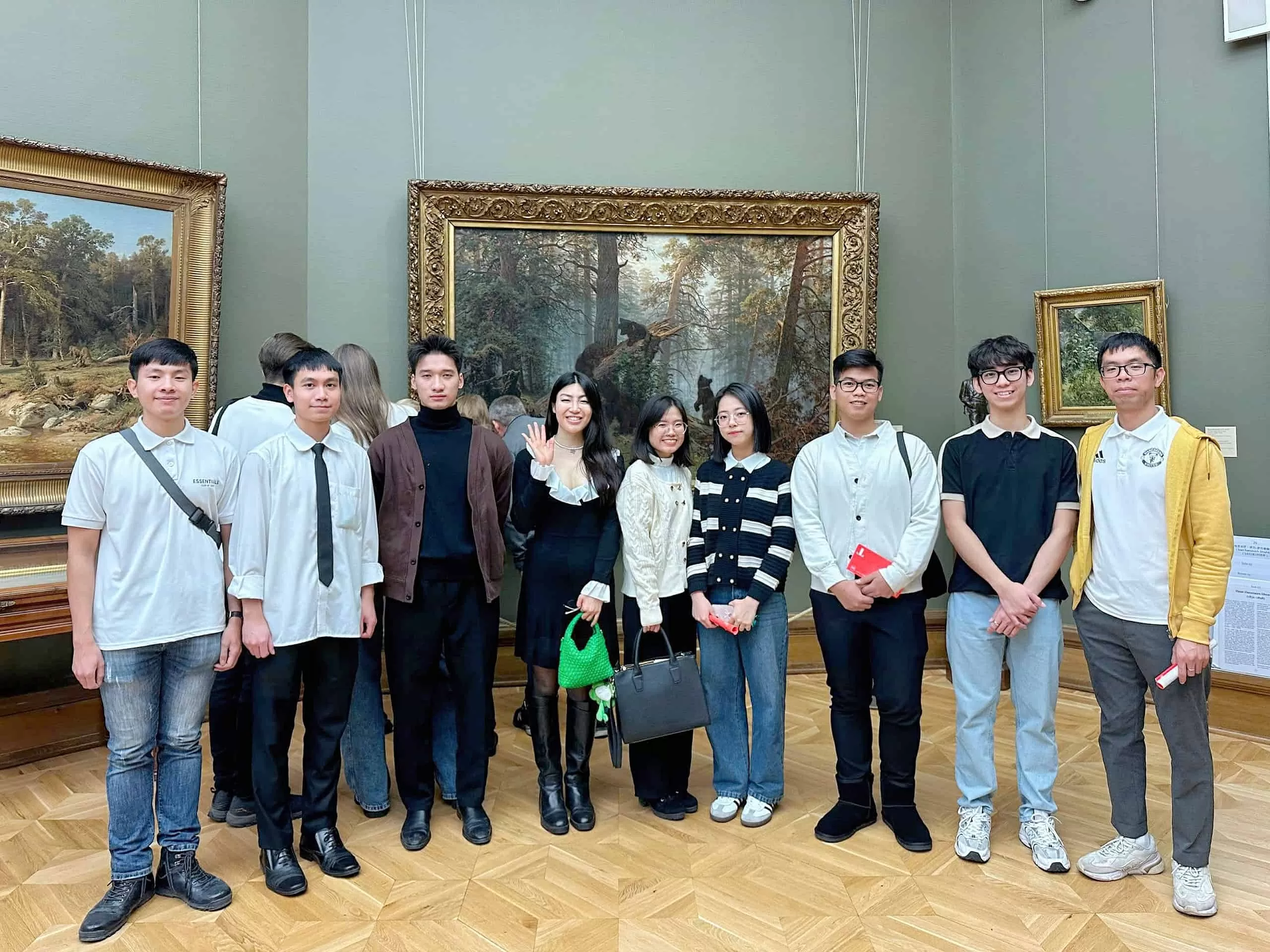 Ngày Quốc tế Con người bay vào vũ trụ: Thắp ngọn lửa chinh phục những ước mơ của du học sinh tại Nga