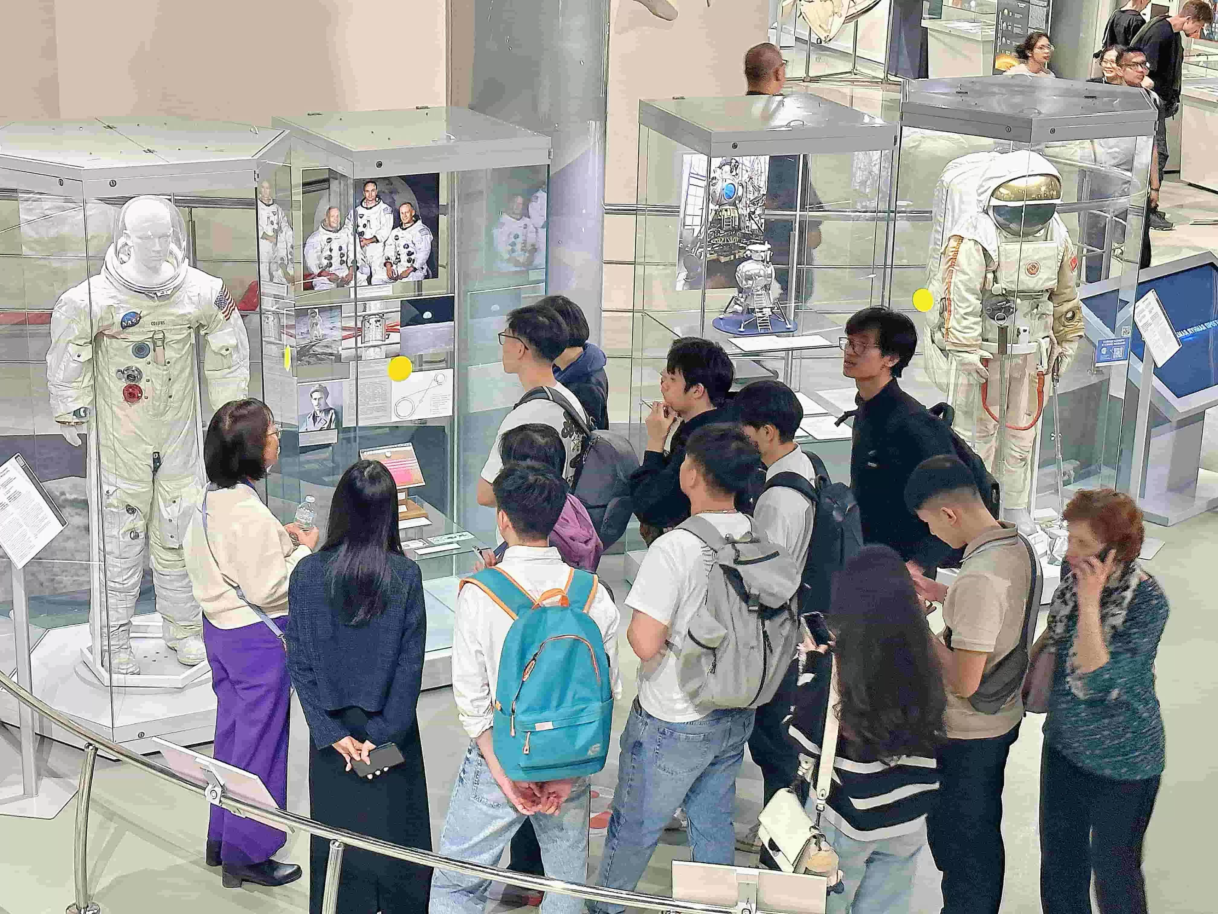 Ngày Quốc tế Con người bay vào vũ trụ: Thắp ngọn lửa chinh phục những ước mơ của du học sinh tại Nga