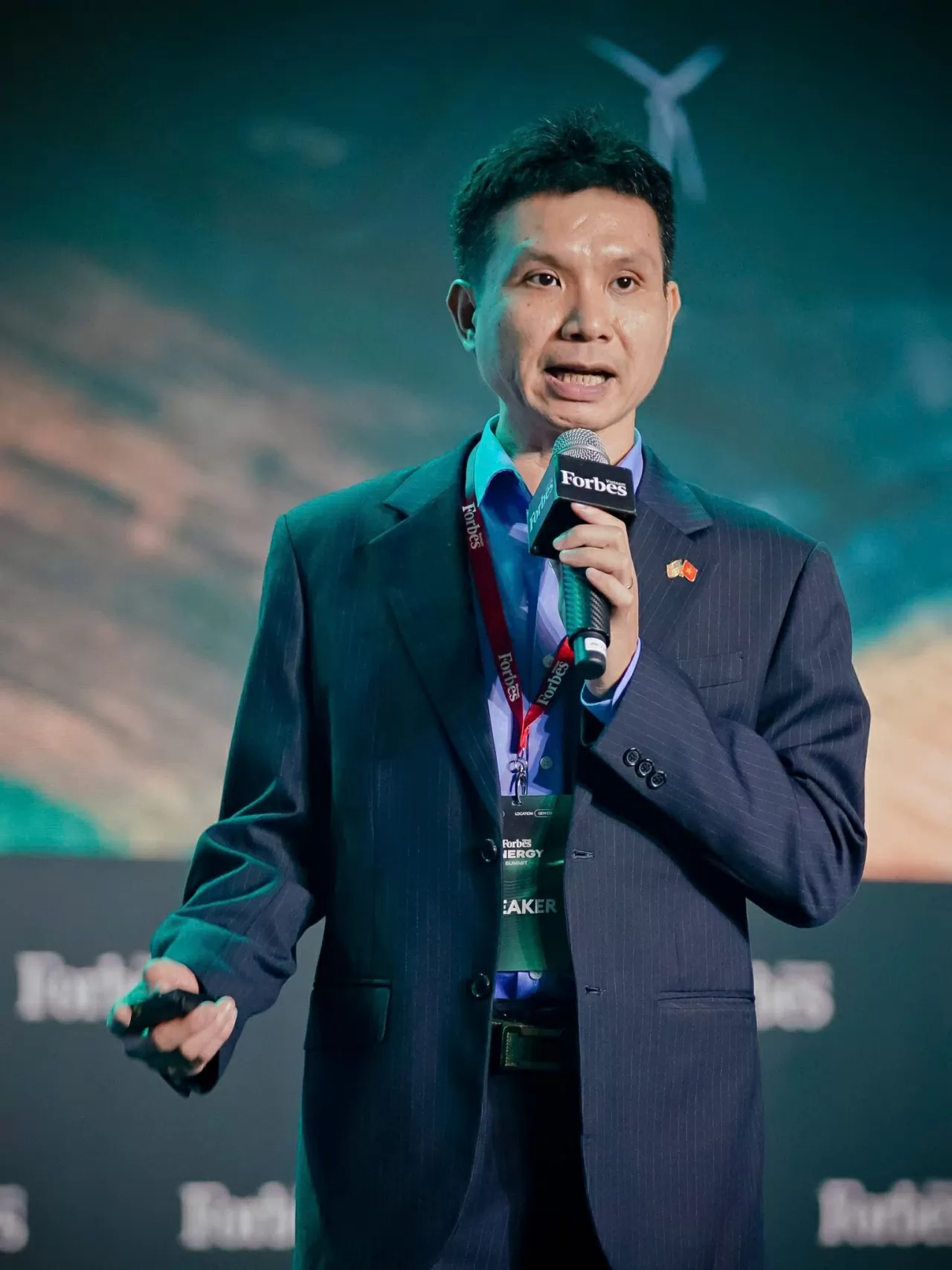 Để 'chơi' với các 'ông lớn' một cách sòng phẳng trong chuyển đổi xanh