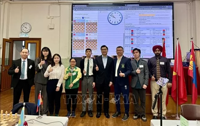 Đại kiện tướng Hoàng Thị Bảo Trâm tranh tài Giải vô địch cờ vua quốc tế SJC Cup lần thứ hai Đại kiện tướng Hoàng Thị Bảo Trâm tranh tài với tám kỳ thủ cờ vua đẳng cấp thế giới