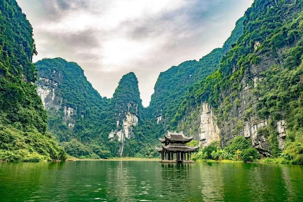 Khám phá 9 di sản thế giới của Việt Nam Khám phá 9 di sản thế giới của Việt Nam