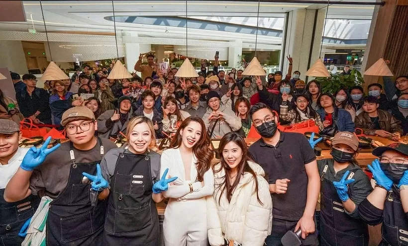 Ca sĩ Chi Pu: Sẵn sàng làm cầu nối gắn kết tình hữu nghị Việt Nam-Trung Quốc