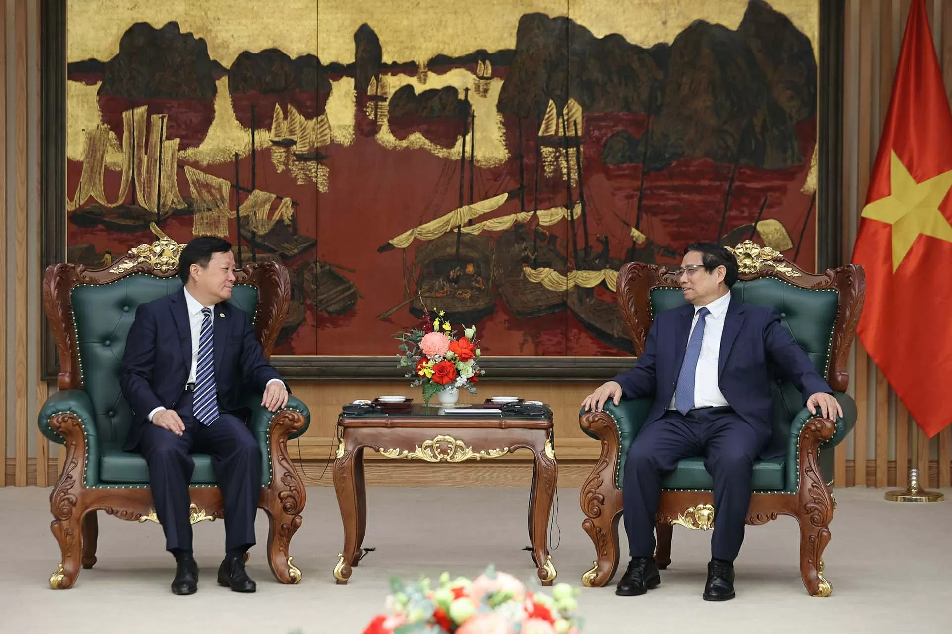 Thủ tướng Phạm Minh Chính tiếp Chủ tịch Tập đoàn tàu bay thương mại Trung Quốc Thủ tướng Phạm Minh Chính tiếp Chủ tịch Tập đoàn tàu bay thương mại Trung Quốc