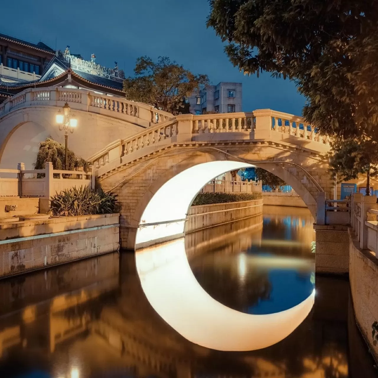 Khám phá vẻ đẹp được bảo tồn qua thời gian của phố cổ Trung Quốc Khám phá vẻ đẹp được bảo tồn qua thời gian của phố cổ Trung Quốc