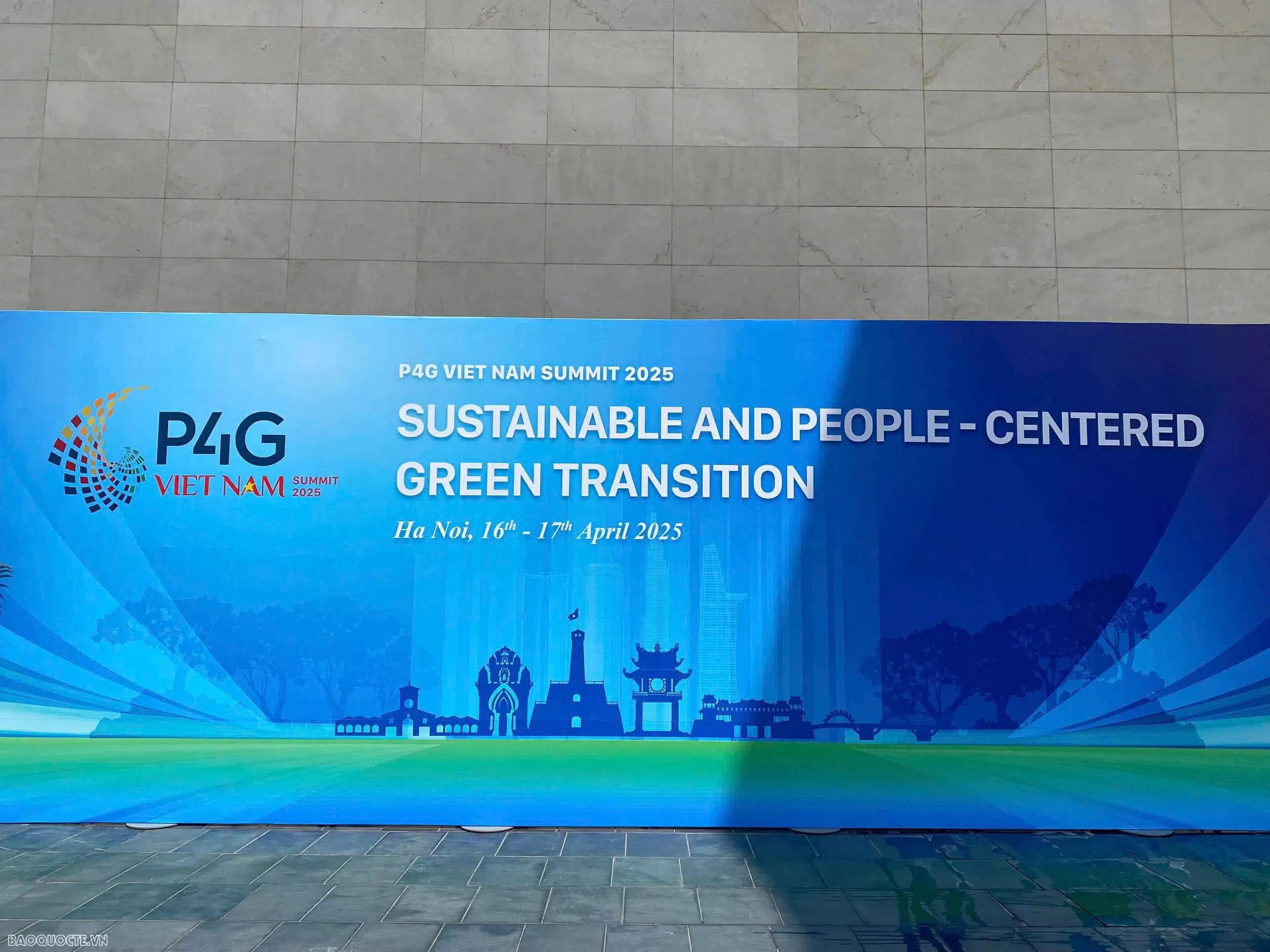 Với chủ đề “Chuyển đổi xanh bền vững, lấy con người làm trung tâm”, Hội nghị thượng đỉnh P4G Việt Nam 2025 sẽ diễn ra từ ngày 14-17/4 với khoảng 20 hoạt động, trong đó có Phiên thảo luận cấp cao, Đối thoại giữa các nhà lãnh đạo với doanh nghiệp, 5 phiên thảo luận cấp Bộ trưởng, Triển lãm về tăng trưởng xanh... (Ảnh: Việt Hoàng)