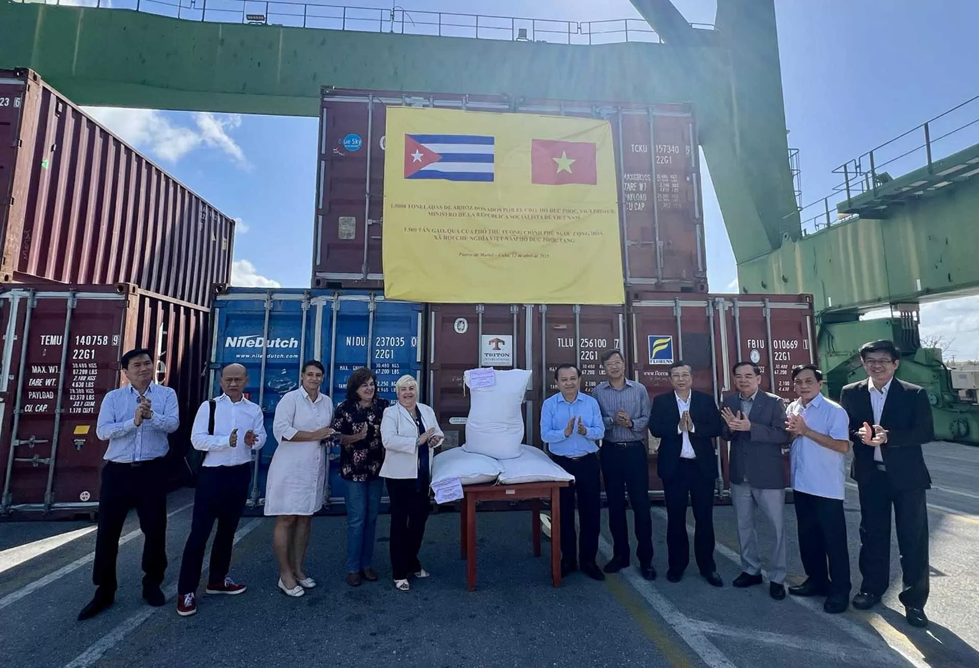 Việt Nam và Cuba đẩy mạnh hợp tác qua chuyến thăm ý nghĩa