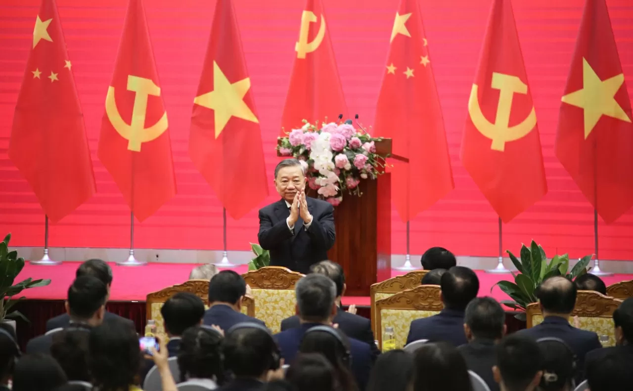 Tổng Bí thư Tô Lâm dự Liên hoan giao lưu hữu nghị nhân dân hai nước. (Ảnh: Thành Long) Tổng Bí thư Tô Lâm dự Liên hoan giao lưu hữu nghị nhân dân hai nước. (Ảnh: Thành Long)