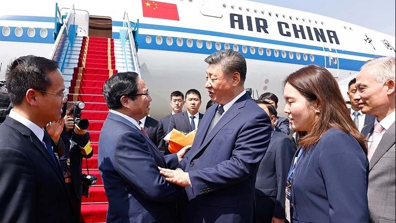 thu tuong pham minh chinh ra san bay tien tong bi thu chu tich nuoc trung quoc tap can binh