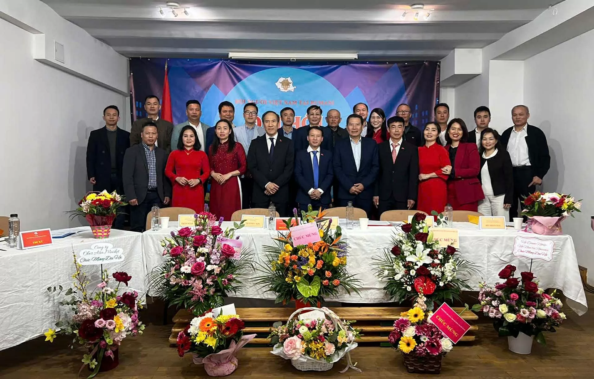 Hội người Việt Nam tại Romania tổ chức Đại hội lần thứ 19 Hội người Việt Nam tại Romania tổ chức Đại hội lần thứ 19