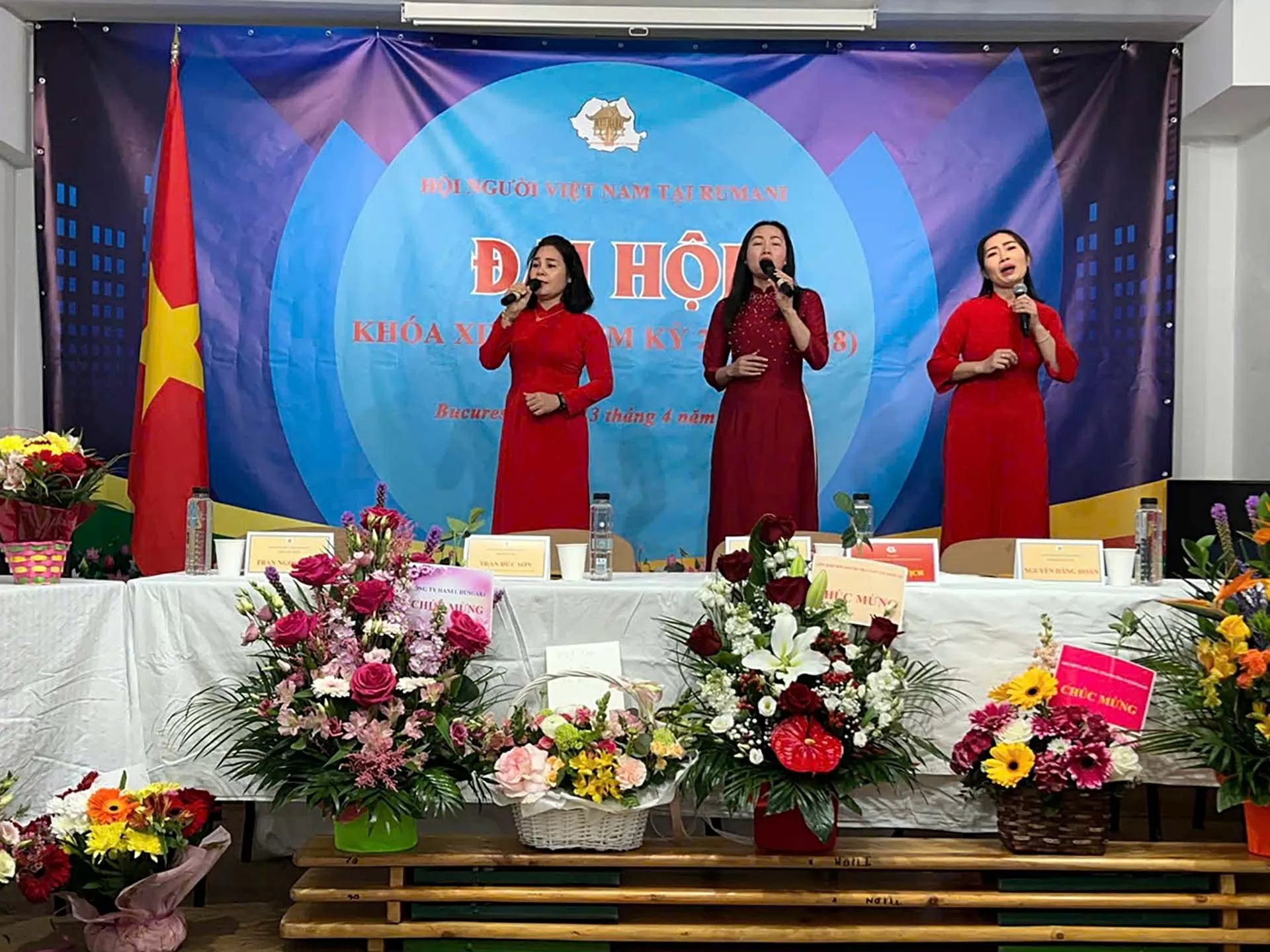 Hội người Việt Nam tại Romania tổ chức Đại hội lần thứ 19 Hội người Việt Nam tại Romania tổ chức Đại hội lần thứ 19