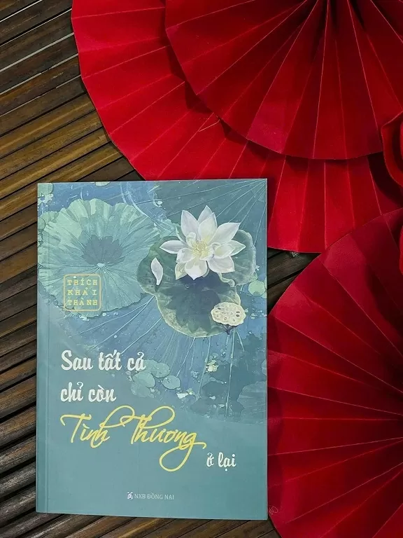 Giảng sư ra sách với lời nhắn nhủ học lại cách yêu thương Giảng sư ra sách với lời nhắn nhủ học lại cách yêu thương
