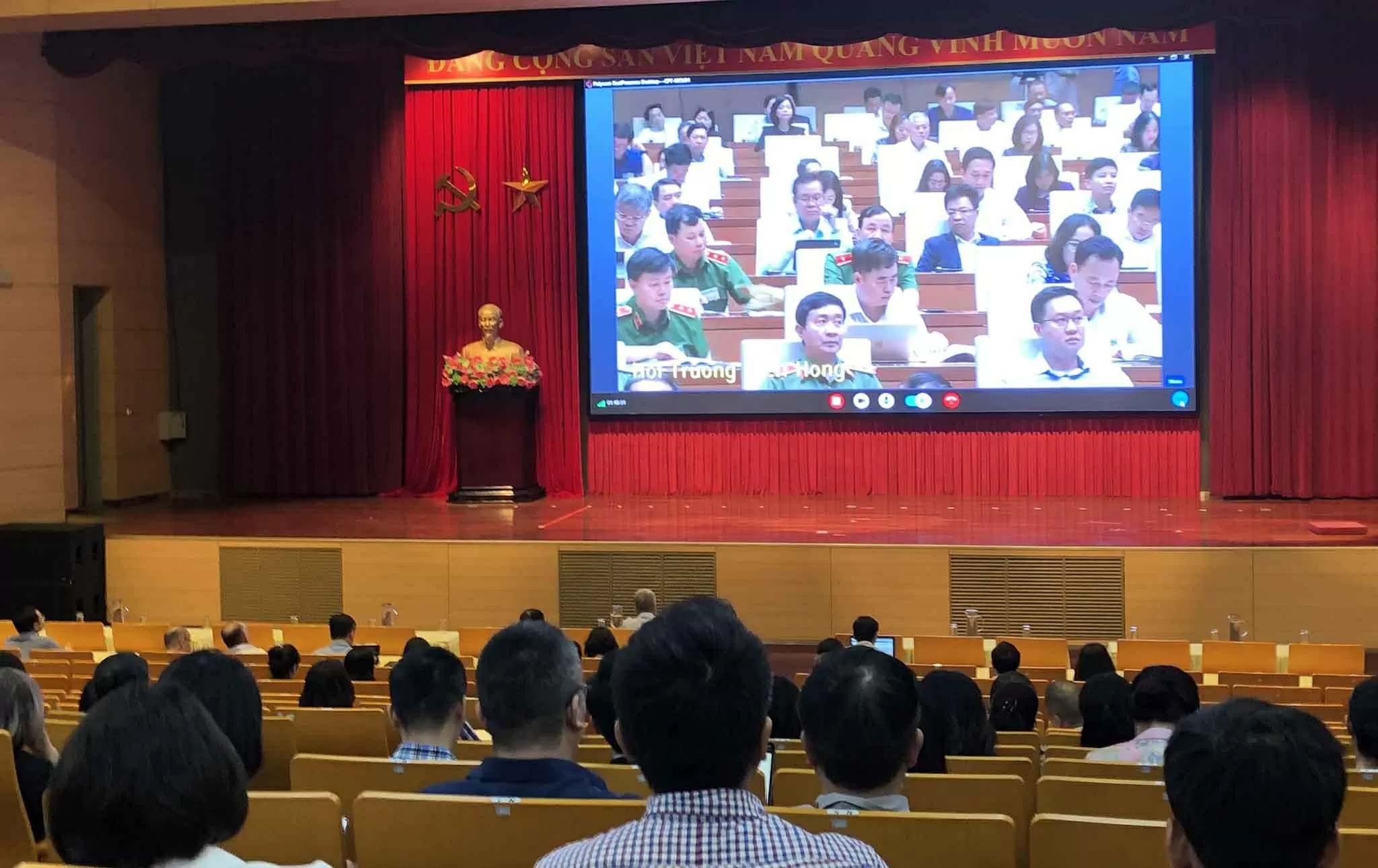 Các đại biểu dự Hội nghị tại điểm cầu Bộ Ngoại giao. (Ảnh: Hồ Vân) Các đại biểu dự Hội nghị tại điểm cầu Bộ Ngoại giao. (Ảnh: Hồ Vân)