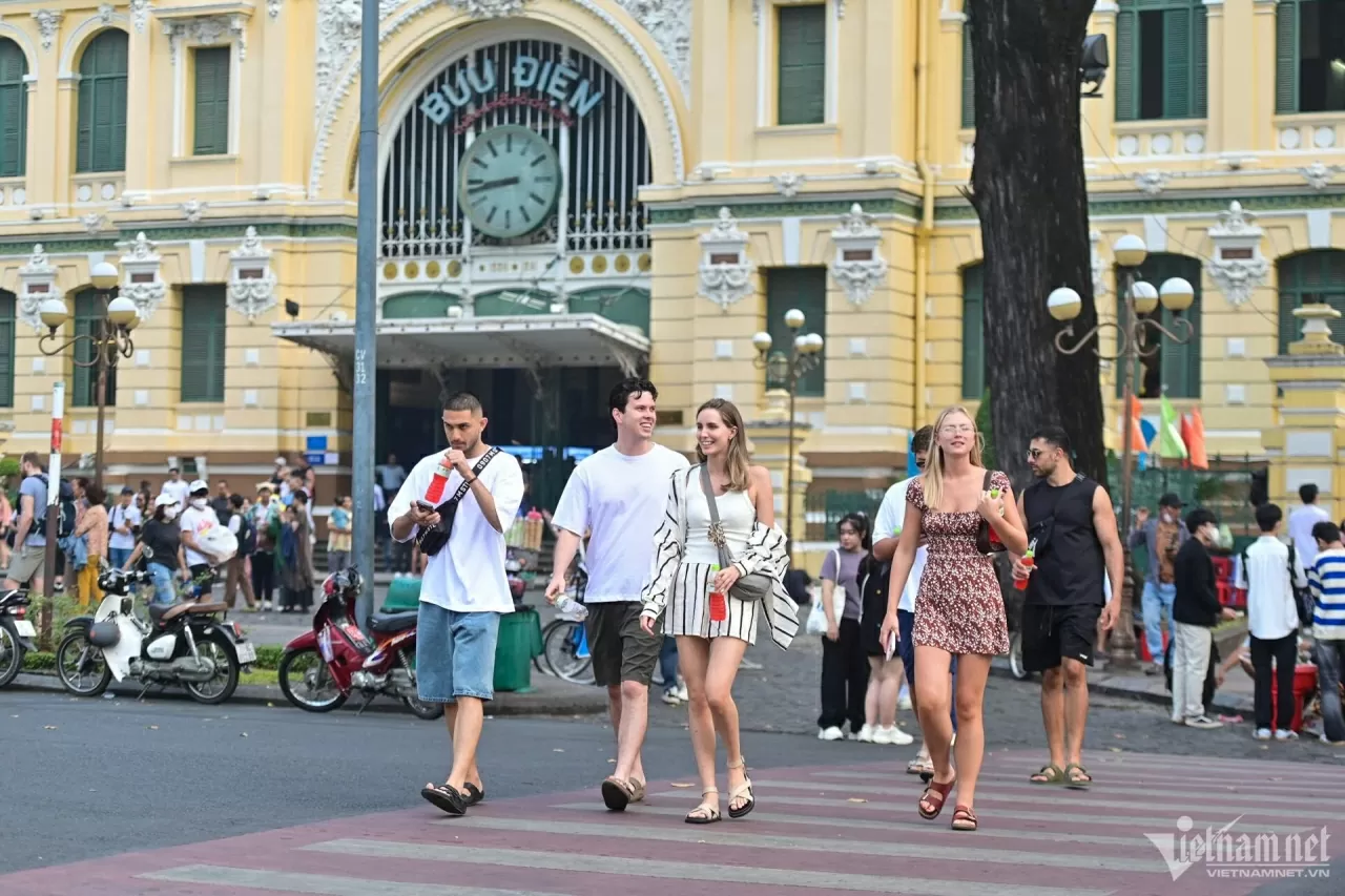 Hành trình xanh giữa lòng di sản Hà Nội